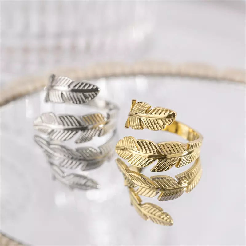 Anello piuma foglia, gioielli fatti a mano, anello placcato oro e argento, gioielli minimalisti, anello regolabile, regalo per lei